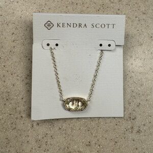 Kendra Scott Elisa Pendant Necklace in Gold